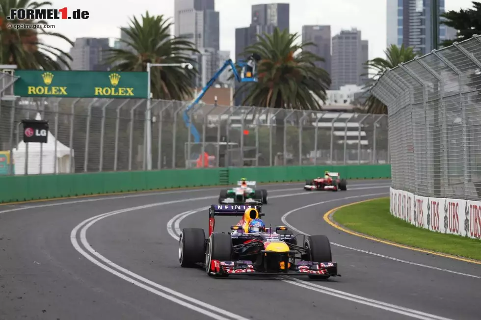 Foto zur News: Sebastian Vettel (Red Bull)