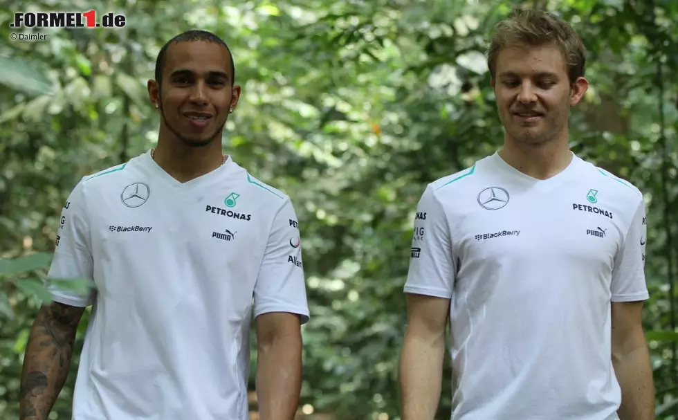 Foto zur News: Lewis Hamilton und Nico Rosberg (Mercedes)