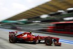 Foto zur News: Felipe Massa (Ferrari) am Samstagmorgen
