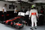 Foto zur News: Sergio Perez (McLaren)