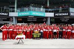 Foto zur News: Fernando Alonso (Ferrari) feiert sein 200. Formel-1-Wochenende