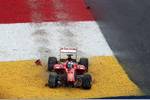 Foto zur News: Fernando Alonsos (Ferrari) Rennen war schnell vorbei