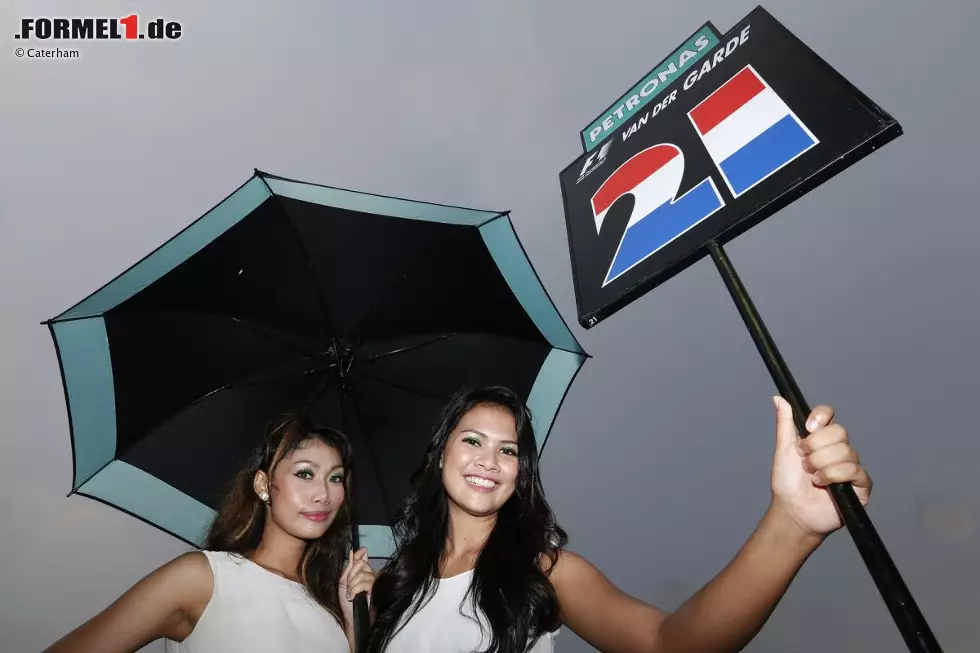 Foto zur News: Gridgirls von Giedo van der Garde