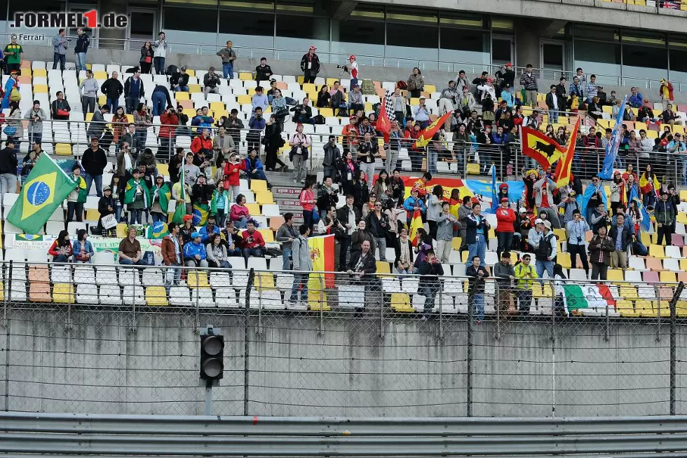 Foto zur News: Fans in Schanghai