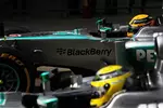 Foto zur News: Nico Rosberg und Lewis Hamilton (Mercedes)