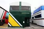 Foto zur News: Das Motorhome von Caterham