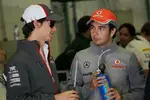 Foto zur News: Esteban Gutierrez (Sauber) und Sergio Perez (McLaren)