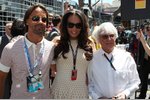 Foto zur News: Bernie Ecclestone mit Tochter Tamara und deren Verlobtem Jay