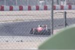 Foto zur News: Geheimer Ferrari-Reifentest in Barcelona, abfotografiert von einem &quot;Spion&quot; außerhalb der Strecke