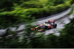 Foto zur News: Sergio Perez (McLaren) am Samstag