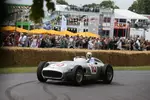 Foto zur News: Stirling Moss im Mercedes W196