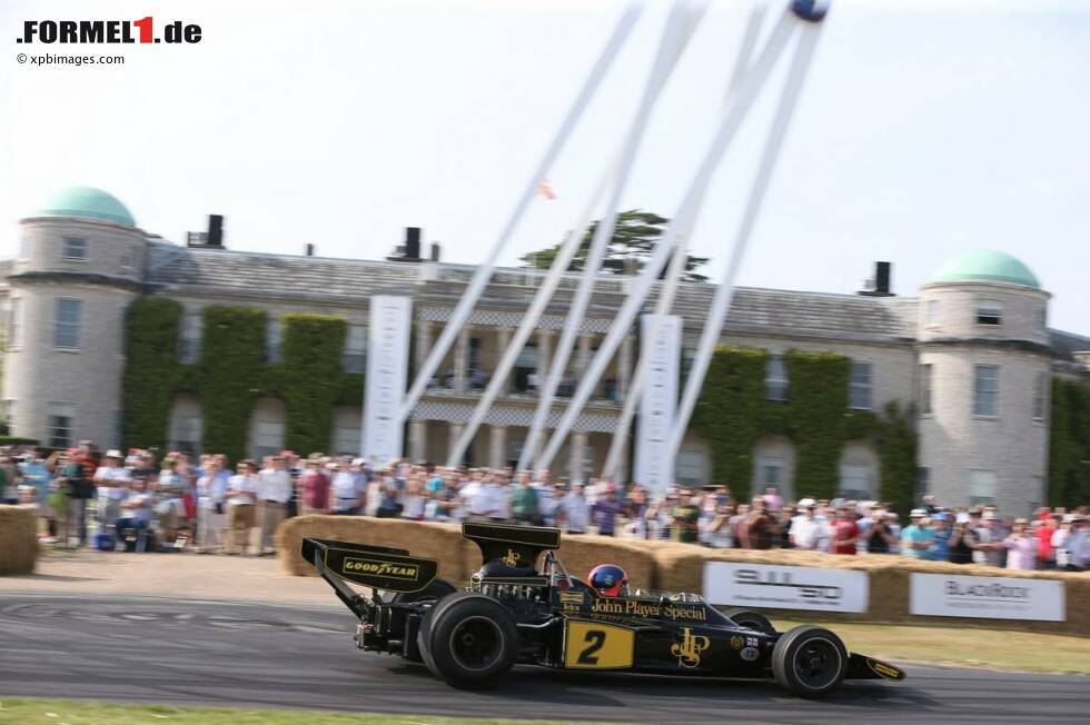Foto zur News: Emerson Fittipaldi im Lotus 72E