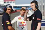 Foto zur News: Carlos Sainz Jun. (Toro Rosso) und Antonio Felix da Costa (Red Bull)