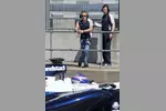 Foto zur News: Valtteri Bottas (Williams) und Susie Wolff (Williams)