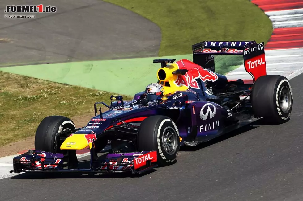 Foto zur News: Sebastian Vettel (Red Bull)