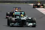 Foto zur News: Lewis Hamilton (Mercedes) setzte sich zu Beginn an die Spitze des Feldes