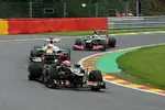 Foto zur News: Romain Grosjean (Lotus), Paul di Resta (Force India) und  Sergio Perez (McLaren)