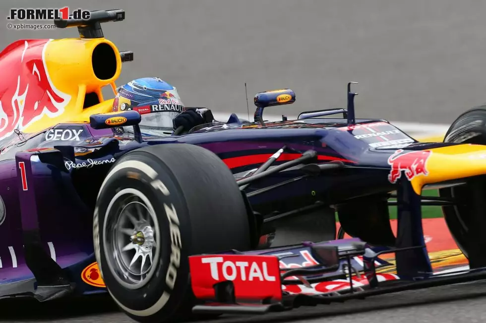 Foto zur News: Sebastian Vettel (Red Bull)