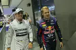 Foto zur News: Nico Rosberg (Mercedes) und Sebastian Vettel (Red Bull)