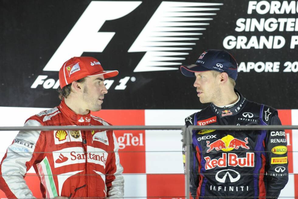 Foto zur News: &amp;quot;Hörst du die Pfiffe auch?&amp;quot;: Während Alonso gefeiert wird, ist Vettel oftmals der Buhmann