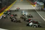 Foto zur News: Lewis Hamilton (Mercedes) und Jenson Button (McLaren)