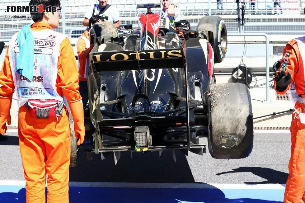 Foto zur News: ...das Auto ohne allzu große Beschädigungen - von der Vorderradaufhängung abgesehen - bei Lotus abgeliefert wurde