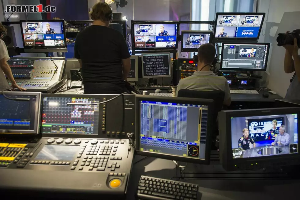 Foto zur News: Die japanischen Medien rissen sich um den Weltmeister