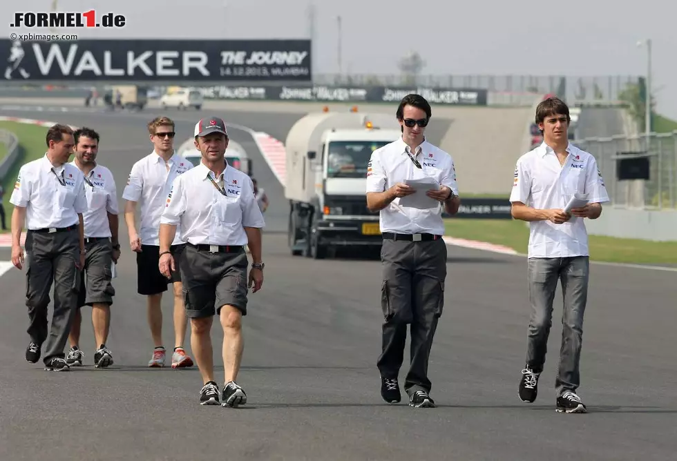 Foto zur News: Esteban Gutierrez (Sauber) und Nico Hülkenberg (Sauber)