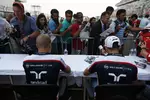 Foto zur News: Valtteri Bottas (Williams) und Pastor Maldonado (Williams)