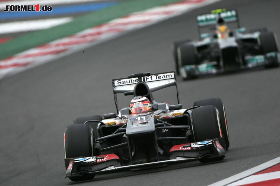 Foto zur News: Nico Hülkenberg wehrte sich in Südkorea bis zum Ende gegen den überlegenen Mercedes von Lewis Hamilton.