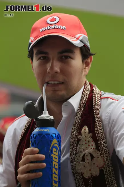 Foto zur News: Sergio Perez (McLaren)