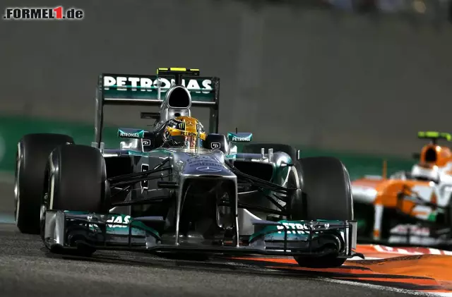 Ganz anders Lewis Hamilton: Mit Rang sieben lief es überhaupt nicht für den Briten. Foto zur News: Ganz anders Lewis Hamilton: Mit Rang sieben lief es überhaupt nicht für den Briten.