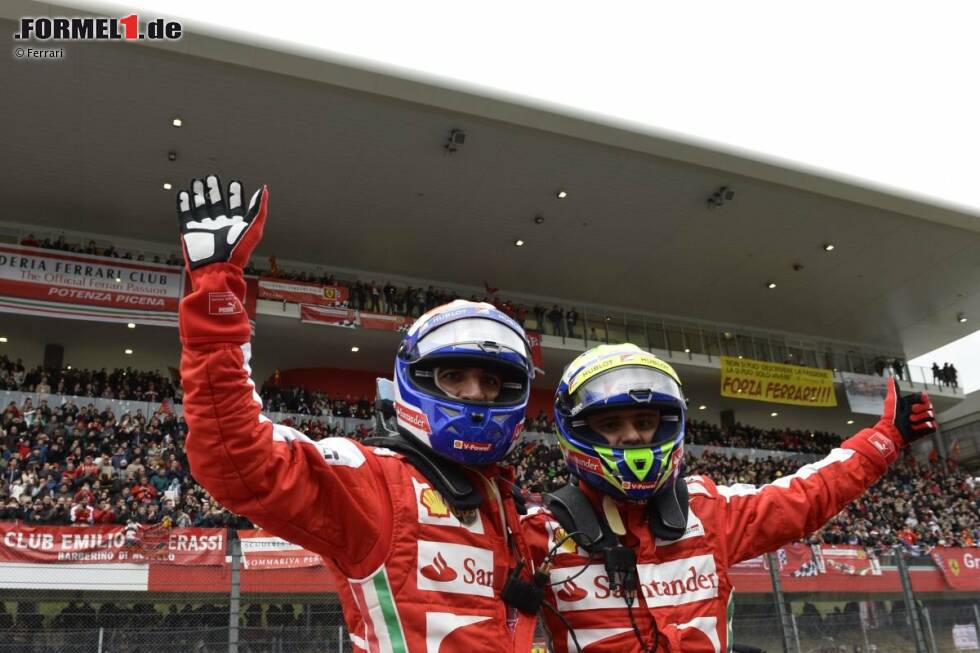 Foto zur News: Felipe Massa und Marc Gene (Ferrari)