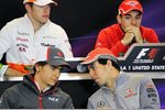 Foto zur News: Esteban Gutierrez (Sauber) und Sergio Perez (McLaren)