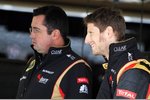 Foto zur News: Eric Boullier und Romain Grosjean (Lotus)