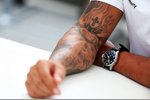 Foto zur News: Tätowierung von Lewis Hamilton (Mercedes)