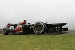 Foto zur News: Romain Grosjean (Lotus) gestranded