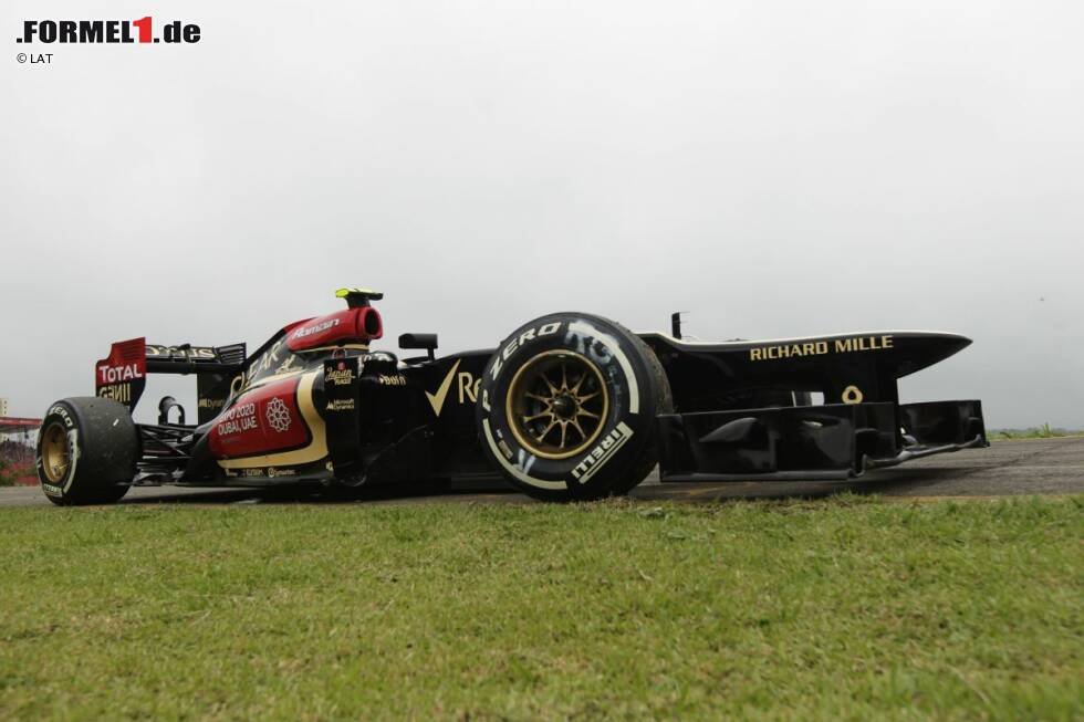 Foto zur News: Romain Grosjean (Lotus) gestranded