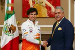 Foto zur News: Sergio Perez und Vijay Mallya