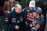 Foto zur News: Franz Tost, Daniil Kwjat und Jean-Eric Vergne (Toro Rosso)