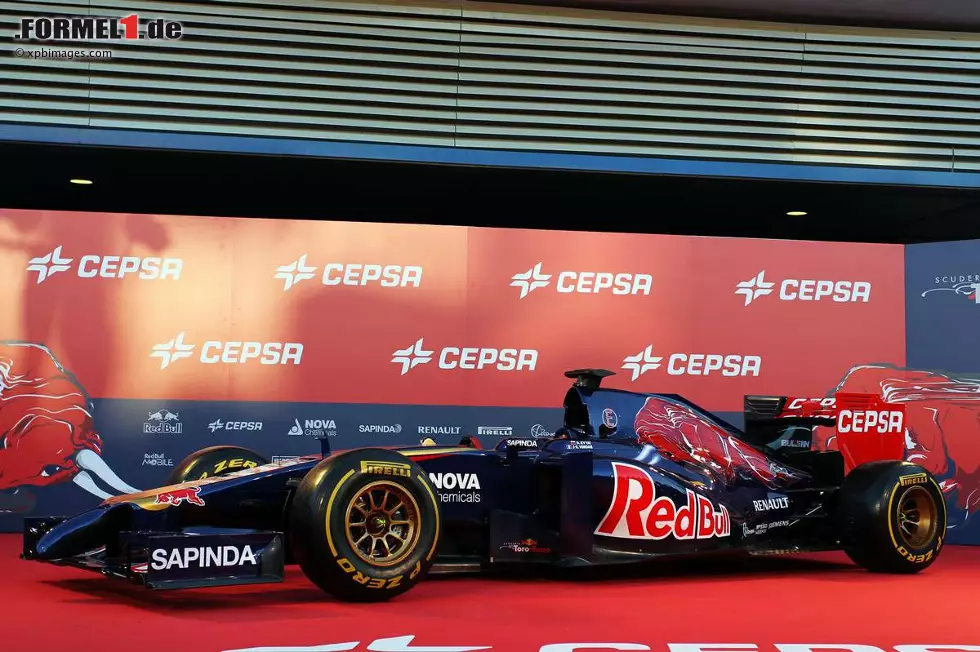 Foto zur News: Toro-Rosso-Renault STR9