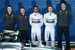 Foto zur News: Lewis Hamilton (Mercedes), Nico Rosberg (Mercedes) und Toto Wolff