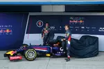 Foto zur News: Daniel Ricciardo (Red Bull) und Sebastian Vettel (Red Bull)