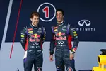 Foto zur News: Sebastian Vettel (Red Bull) und Daniel Ricciardo (Red Bull)