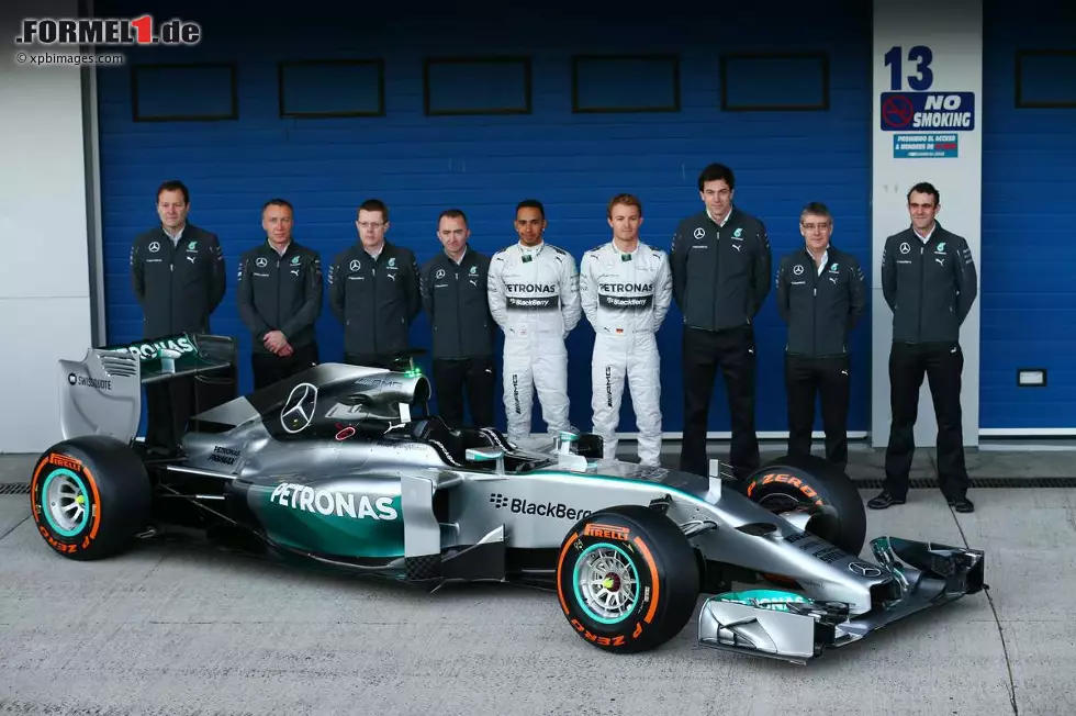 Foto zur News: Lewis Hamilton (Mercedes) und Nico Rosberg (Mercedes)