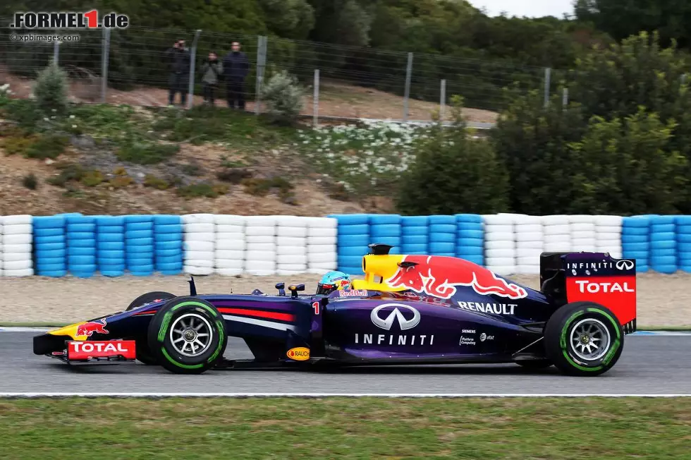 Foto zur News: Sebastian Vettel (Red Bull)