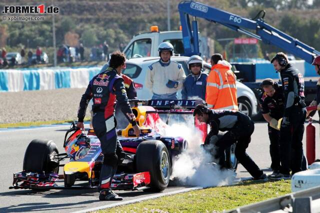 Foto zur News: Der Renault-Antrieb narrte Red Bull beim Testauftakt in Jerez. Nicht nur einmal...