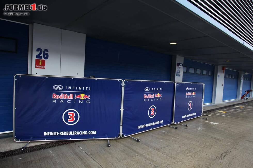 Foto zur News: Garage von Red Bull