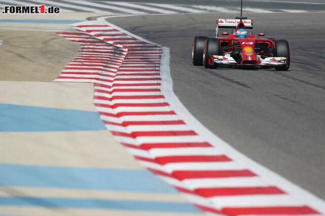 Foto zur News: Wie am Vortag reiht sich auch am Donnerstag Ferrari-Pilot Fernando Alonso hinter "Hulk" ein. Der Spanier dreht erstaunliche 96 Runden und wird am Ende Dritter
