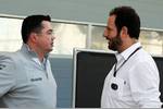 Foto zur News: Eric Boullier (McLaren) und Matteo Bonciani (FIA)